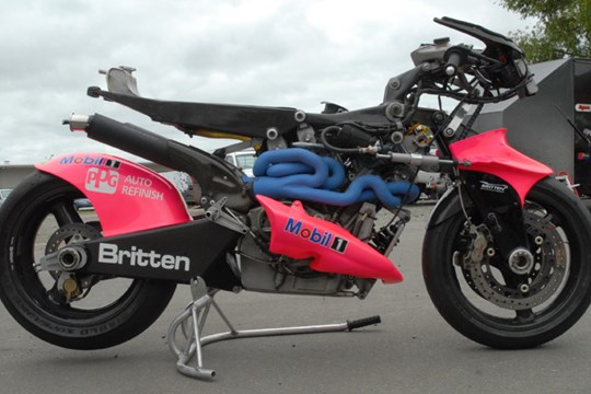 The Britten V1000. Everything you see before you bar the tires and basic hardware was made bespoke.