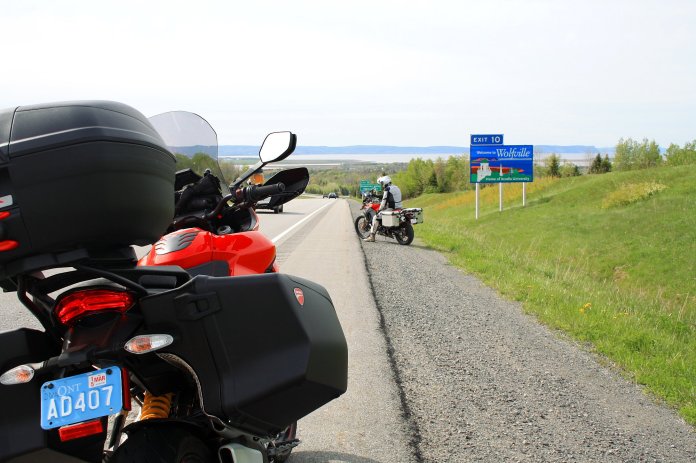 On the 101, just outside Wolfville. Like all highways, it's not terribly exciting, although in some parts the scenery actually beats the secondary roads with their views of front lawn after front lawn. Once you're clear of towns, though, that's mostly done with. Photo: Zac Kurylyk
