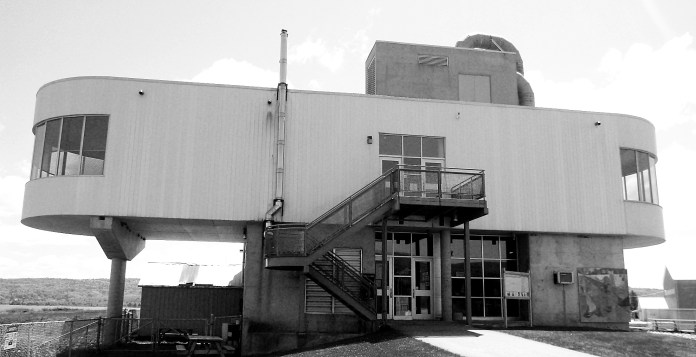 No, that's not the set of a Connery-era Bond flick. That's a tidal generating station. Photo: Zac Kurylyk