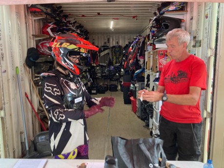 Trail Tours Dirt Riding Experience