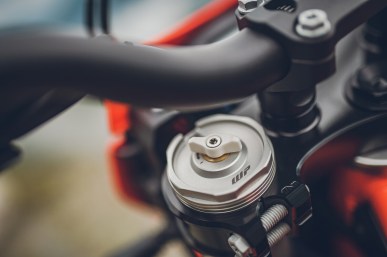 Clickers make the separate-function fork (rebound and compression damping are in separate fork legs) easy to adjust. Photo: Sebas Romero/KTM