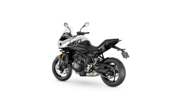 2025-Triumph-Tiger-Sport-660-Crystal-White_LHS-Rear-Angle